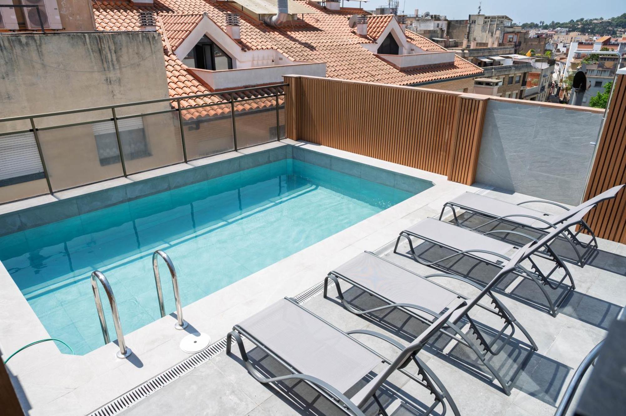Mefolinkel Suits Lloret de Mar
