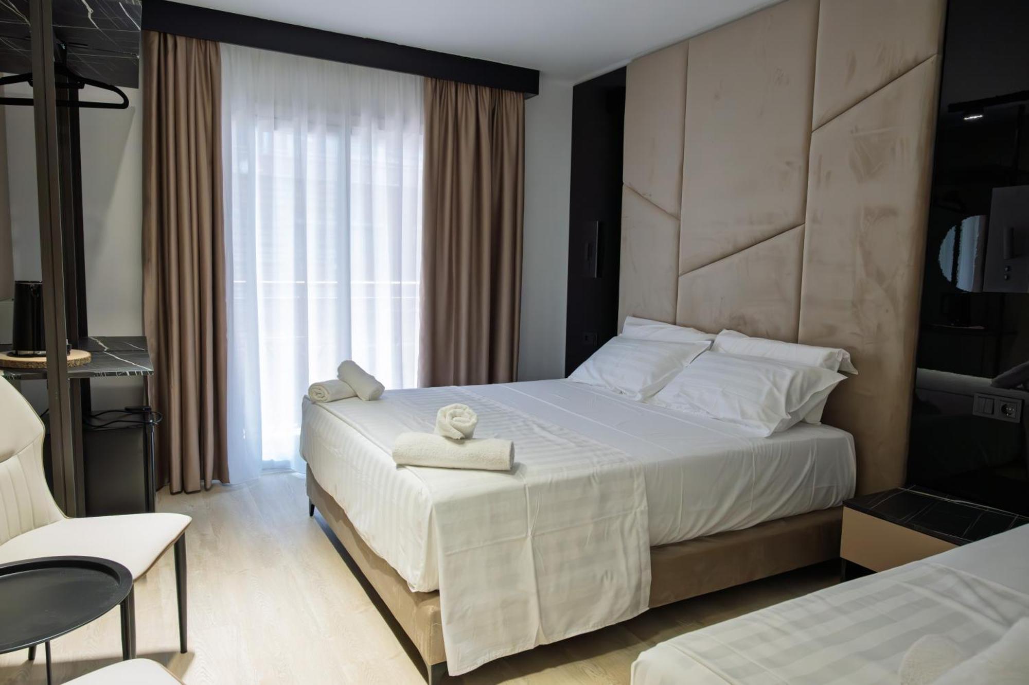 Hotel Mefolinkel Suits *