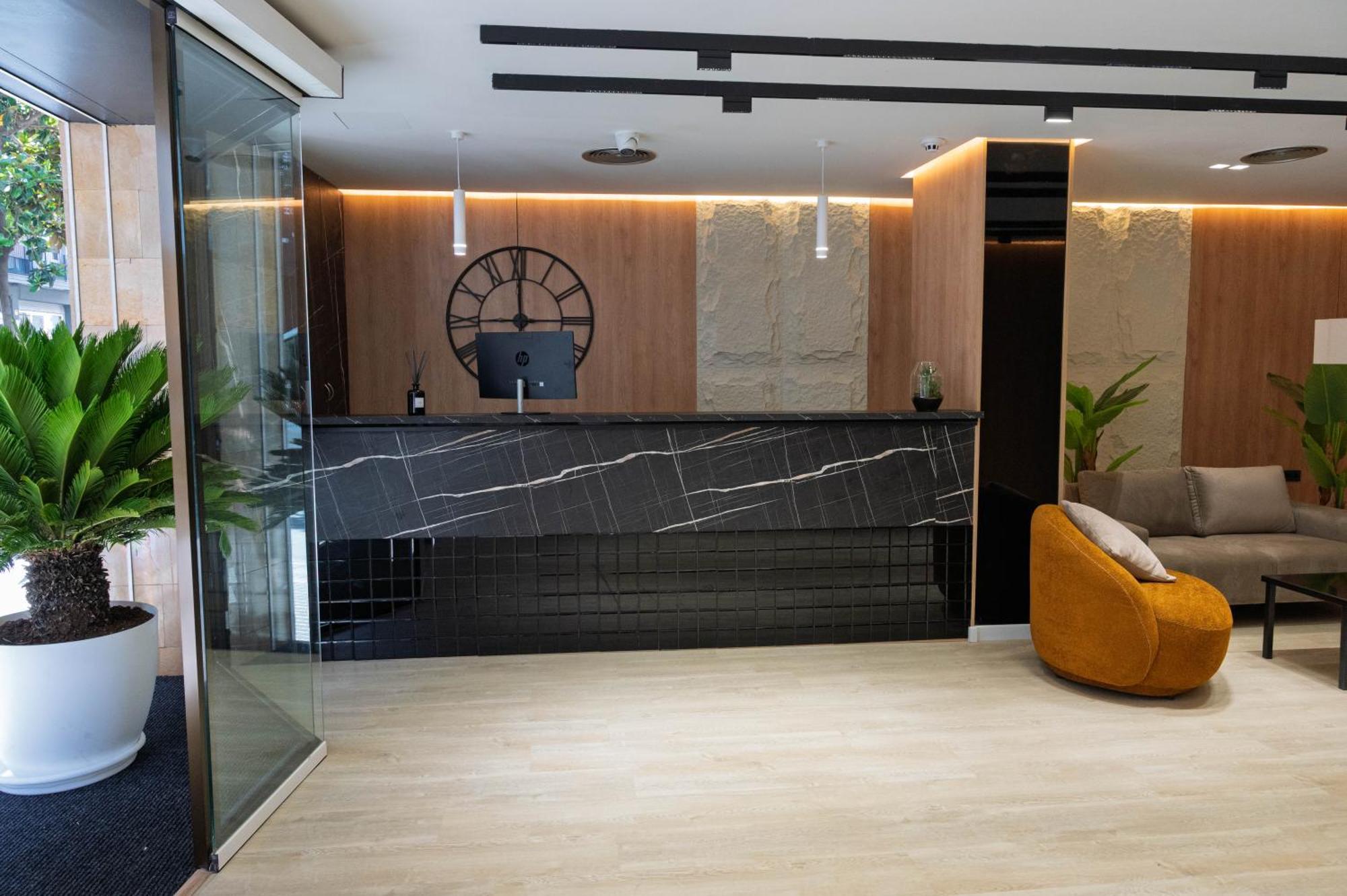 Hotel Mefolinkel Suits *